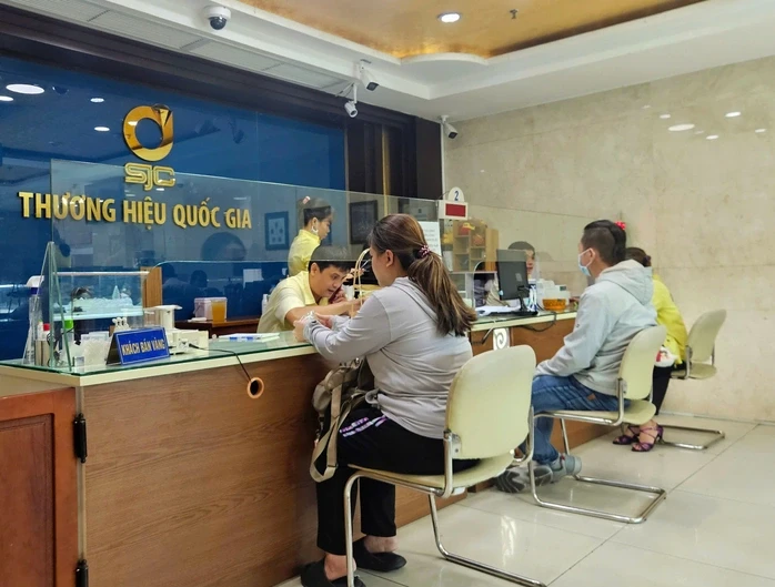 Giá vàng trong nước giảm theo thế giới, công ty SJC tiếp tục khóa kênh giao dịch online Giá vàng trong nước giảm theo thế giới, công ty SJC tiếp tục khóa kênh giao dịch online