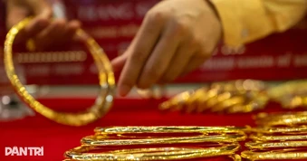 Giá vàng tuần qua: Mất gần 13 triệu rồi bật tăng hơn 10 triệu đồng/lượng