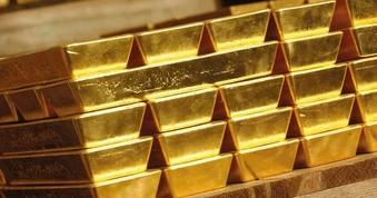 Giá vàng vượt 4.300 USD/ounce, đón dòng tiền lớn quay lại