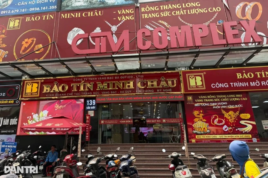 Giao dịch tại Bảo Tín Minh Châu ra sao sau khi lãnh đạo bị khởi tố? Giao dịch tại Bảo Tín Minh Châu ra sao sau khi lãnh đạo bị khởi tố?