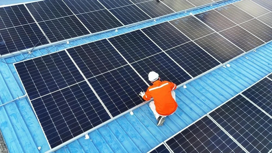 Giờ cao điểm buổi tối kéo dài, cách nào ‘né’ giá điện đắt?