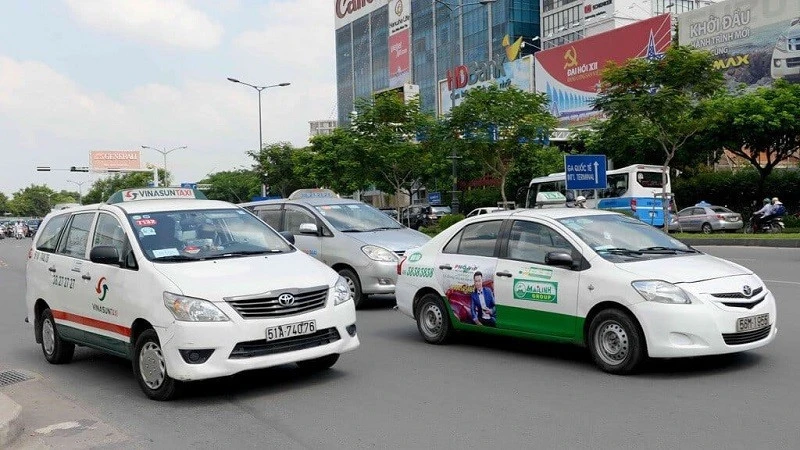 Gỡ vướng cho doanh nghiệp vận tải về thuế xăng dầu và hóa đơn điện tử Gỡ vướng cho doanh nghiệp vận tải về thuế xăng dầu và hóa đơn điện tử