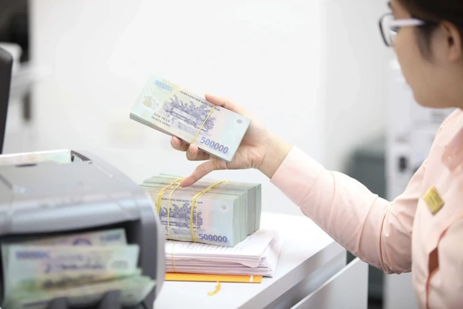 Hàng loạt ngân hàng rục rịch chia cổ tức và tăng vốn ngàn tỷ đồng Hàng loạt ngân hàng rục rịch chia cổ tức và tăng vốn ngàn tỷ đồng