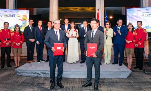 Hé lộ vai trò của công ty liên quan con trai tỷ phú Nguyễn Thị Phương Thảo trong thỏa thuận Vietjet - Starlink Hé lộ vai trò của công ty liên quan con trai tỷ phú Nguyễn Thị Phương Thảo trong thỏa thuận Vietjet - Starlink