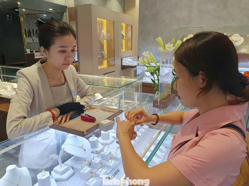 Hết cảnh giá vàng tăng vùn vụt? Hết cảnh giá vàng tăng vùn vụt?