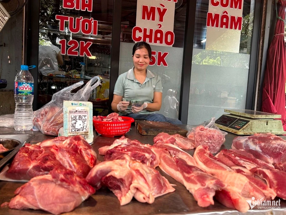 Hộ kinh doanh giết mổ gia súc, gia cầm, bán thịt tươi sống chịu thuế thế nào? Hộ kinh doanh giết mổ gia súc, gia cầm, bán thịt tươi sống chịu thuế thế nào?