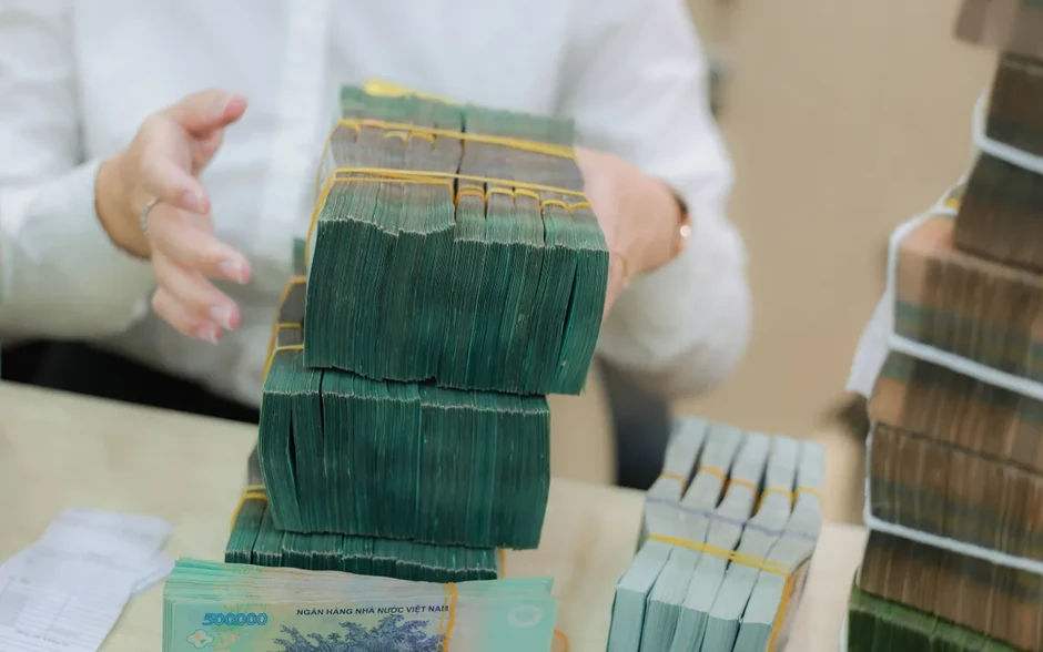 Hơn 12,9 triệu tỷ đồng tiền gửi ngân hàng hết quý I Hơn 12,9 triệu tỷ đồng tiền gửi ngân hàng hết quý I