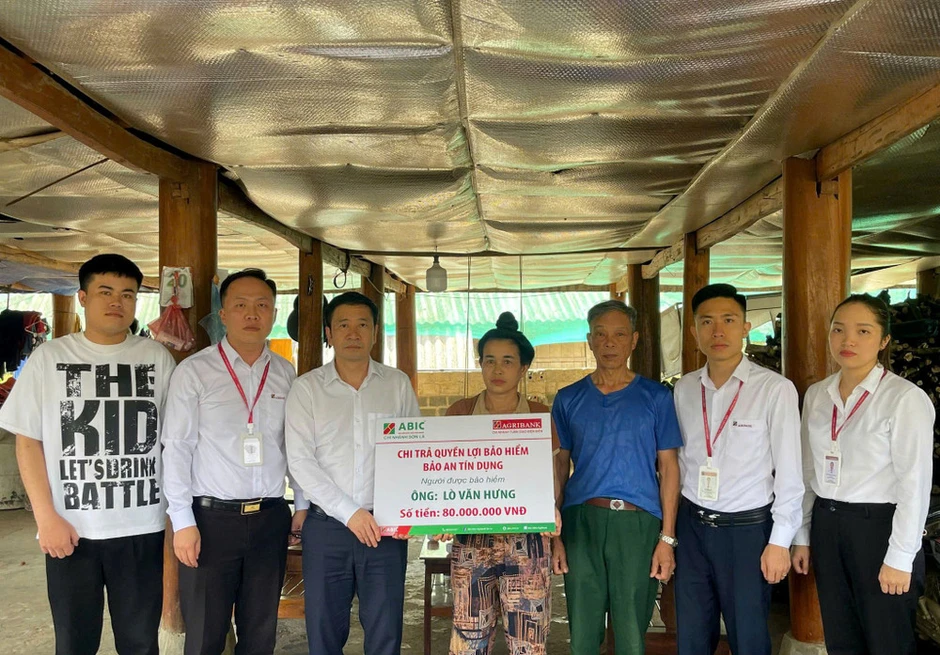 Hơn 326 tỷ đồng đến tay khách hàng sau 5 tháng: Khi bảo hiểm không chỉ là một hợp đồng Hơn 326 tỷ đồng đến tay khách hàng sau 5 tháng: Khi bảo hiểm không chỉ là một hợp đồng