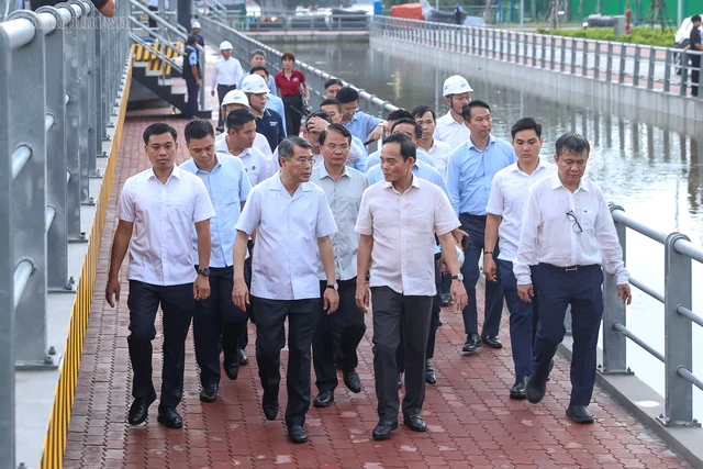 Huy động 1.500 người, TP giàu nhất VN có dự án chống ngập 10.000 tỷ đồng, Thủ tướng trực tiếp kiểm tra Huy động 1.500 người, TP giàu nhất VN có dự án chống ngập 10.000 tỷ đồng, Thủ tướng trực tiếp kiểm tra