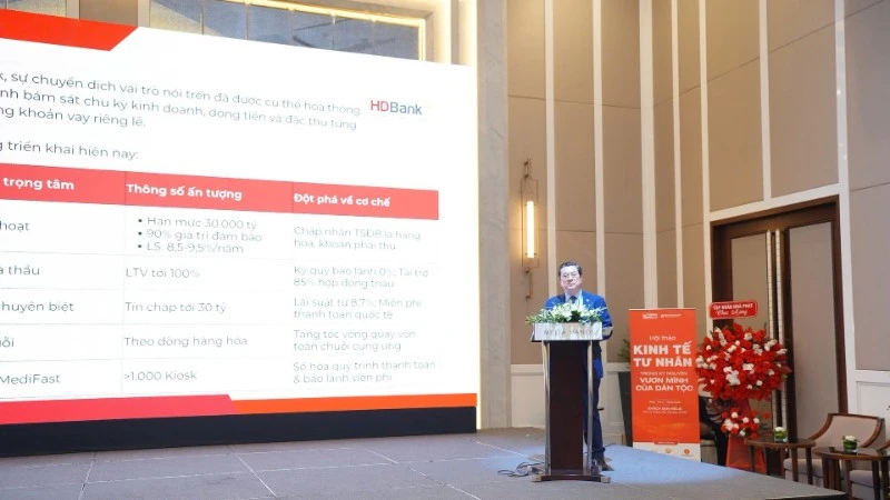 Kinh tế tư nhân trong kỷ nguyên vươn mình: Gỡ điểm nghẽn thể chế, vốn và năng lực cạnh tranh Kinh tế tư nhân trong kỷ nguyên vươn mình: Gỡ điểm nghẽn thể chế, vốn và năng lực cạnh tranh