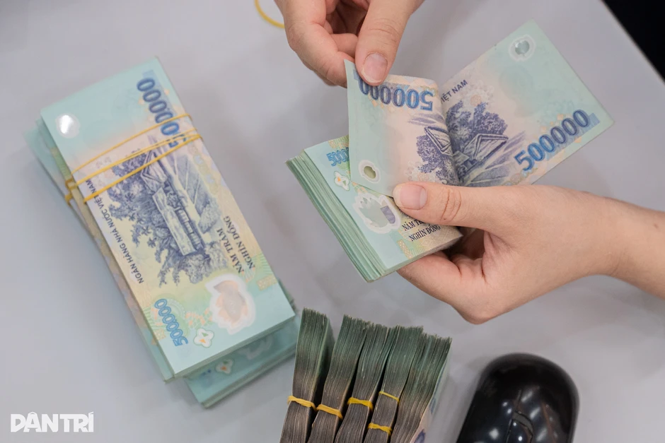 Lãi suất cho vay bình quân tiếp tục tăng, lên tới 10,7%/năm Lãi suất cho vay bình quân tiếp tục tăng, lên tới 10,7%/năm