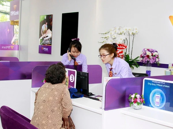 Lãi suất huy động đồng loạt đi xuống, mở dư địa giảm lãi vay Lãi suất huy động đồng loạt đi xuống, mở dư địa giảm lãi vay