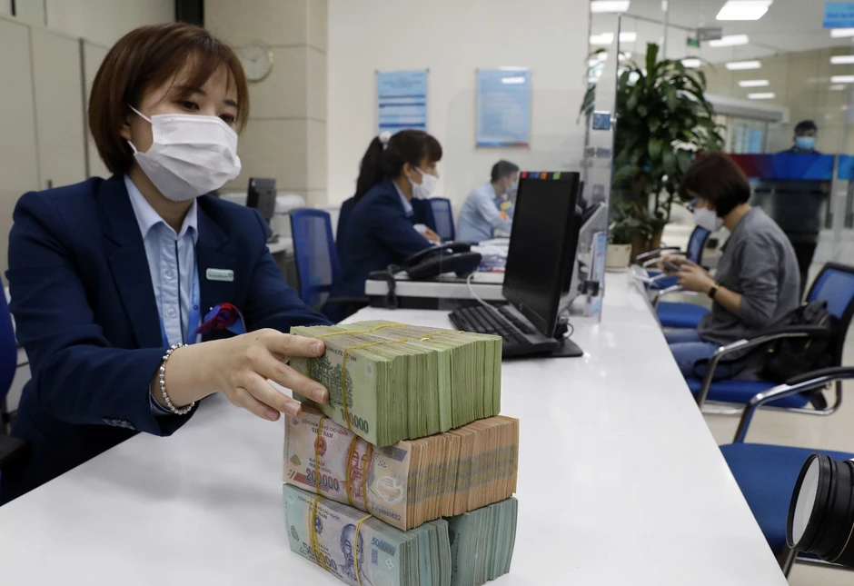 Lãi suất huy động tăng cao, ngân hàng hút tiền gửi kỷ lục Lãi suất huy động tăng cao, ngân hàng hút tiền gửi kỷ lục