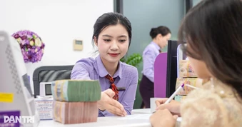 Lãi suất liên ngân hàng bất ngờ giảm mạnh về 3%/năm