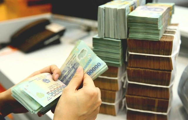 Lãi suất liên ngân hàng hạ nhiệt nhờ công cụ hoán đổi USD/VND Lãi suất liên ngân hàng hạ nhiệt nhờ công cụ hoán đổi USD/VND