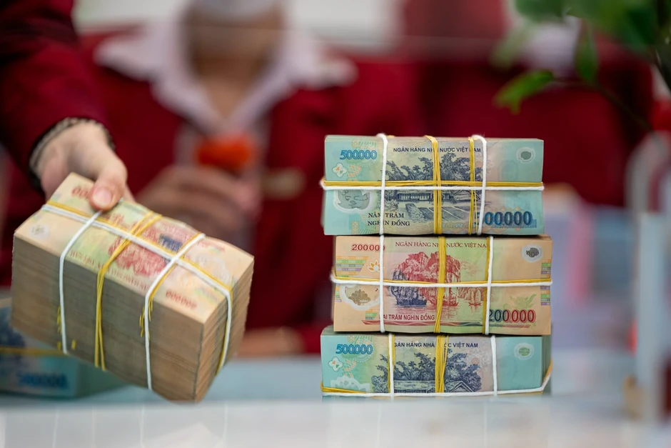 Lãi suất liên ngân hàng hạ nhiệt, qua đêm còn 4,4%/năm Lãi suất liên ngân hàng hạ nhiệt, qua đêm còn 4,4%/năm