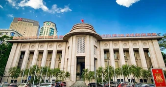 Lãi suất liên ngân hàng tăng gấp 35 lần chỉ sau một đêm, NHNN chuyển sang trạng thái bơm thanh khoản