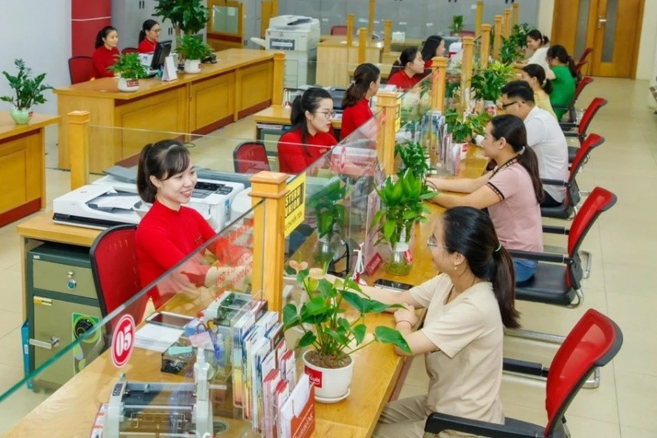 Lãi suất ngân hàng giảm, kênh đầu tư nào tốt nhất hiện nay? Lãi suất ngân hàng giảm, kênh đầu tư nào tốt nhất hiện nay?