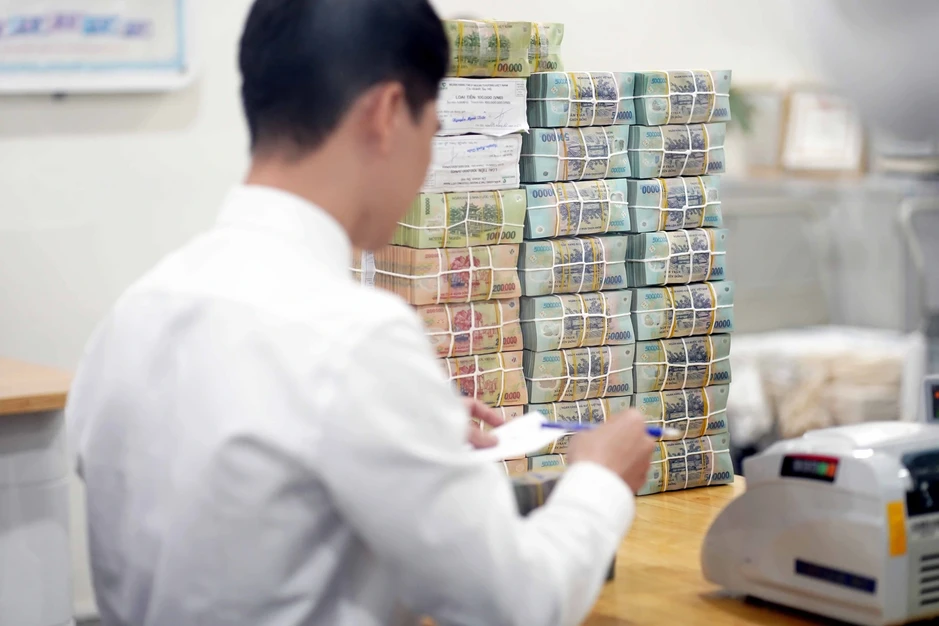 Lãi suất tiết kiệm tăng cao Lãi suất tiết kiệm tăng cao