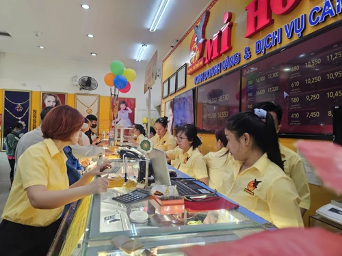 Lỗ nặng vì đầu tư vàng, bạc Lỗ nặng vì đầu tư vàng, bạc
