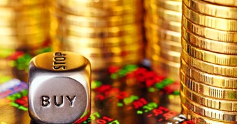 Lý do giá vàng suy yếu, chứng khoán đồng loạt tăng