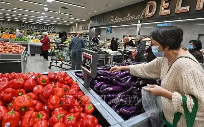 Mỹ hoàn thuế 166 tỷ USD: Fed lo ngại áp lực lạm phát Mỹ hoàn thuế 166 tỷ USD: Fed lo ngại áp lực lạm phát