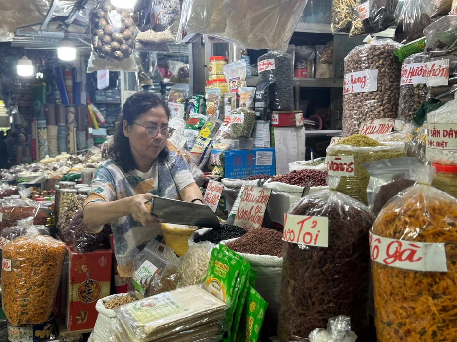 Miễn thuế hộ kinh doanh: Vấn đề không chỉ ở ngưỡng 500 triệu hay 1 tỷ đồng? Miễn thuế hộ kinh doanh: Vấn đề không chỉ ở ngưỡng 500 triệu hay 1 tỷ đồng?