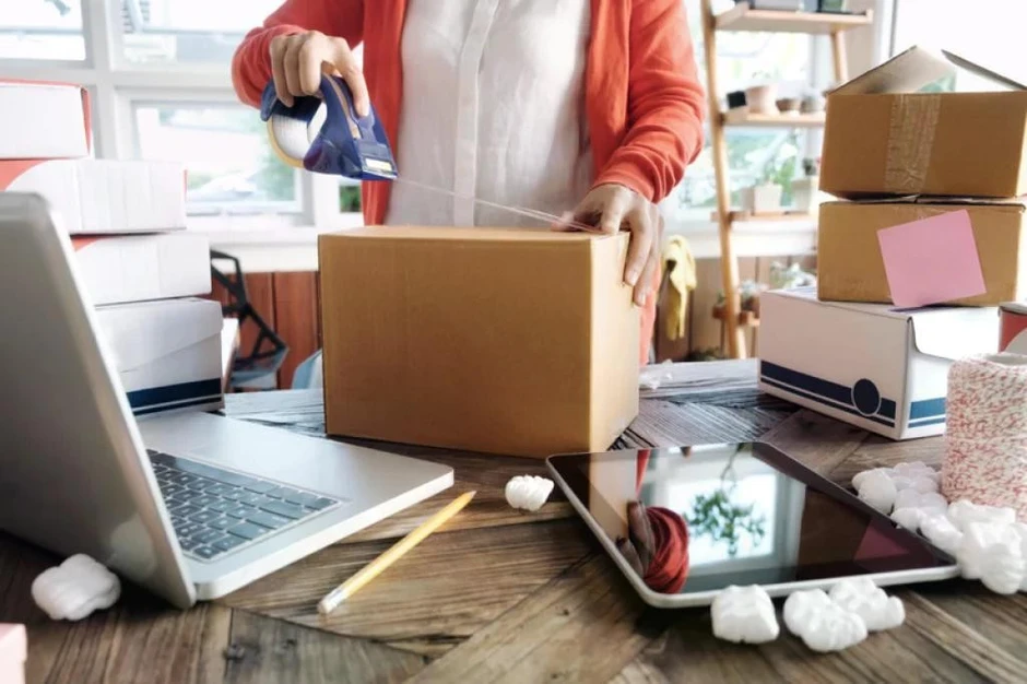 Mỗi ngày thêm hàng trăm shop online, người bán cần lưu ý gì về thuế? Mỗi ngày thêm hàng trăm shop online, người bán cần lưu ý gì về thuế?