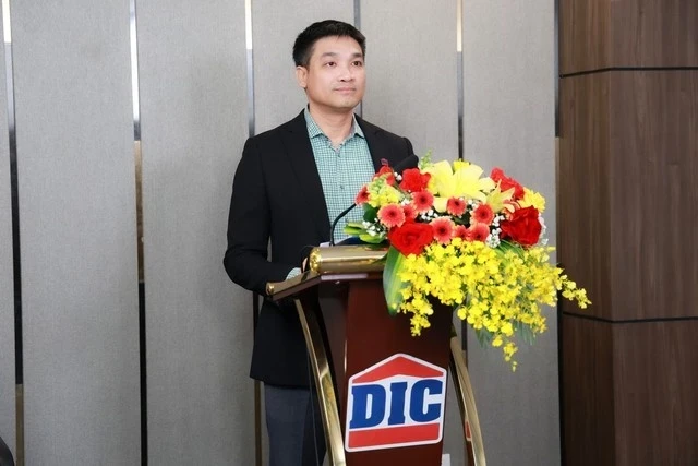 Một doanh nghiệp bất động sản không còn cổ đông lớn Một doanh nghiệp bất động sản không còn cổ đông lớn