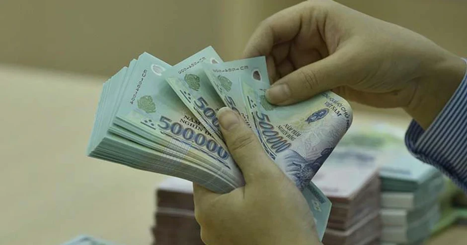 Một ngân hàng thông báo quy định mới liên quan đến các tài khoản tiền gửi có kỳ hạn, tiền gửi tiết kiệm: Áp dụng từ 5/10