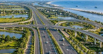 Một tuyến đại lộ được quy hoạch rộng gấp 4 đường băng sân bay, nối thẳng thành phố giàu nhất miền Bắc ra biển, rút ngắn thời gian di chuyển không quá 1 giờ
