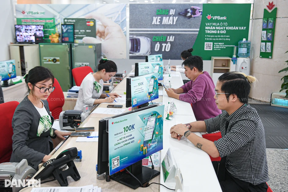 Ngân hàng cấp tập mở công ty bảo hiểm Ngân hàng cấp tập mở công ty bảo hiểm