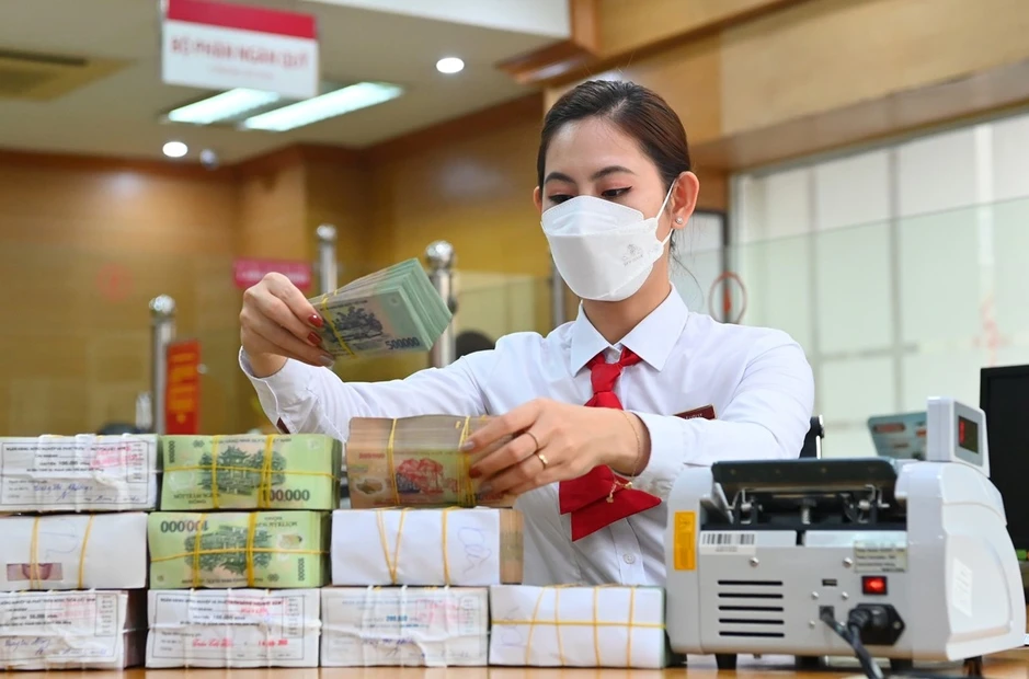 Ngân hàng chạy đua huy động vốn: Lãi đặc biệt đã chạm mốc 9%/năm