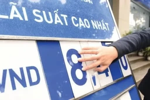 Ngân hàng đang thiếu tiền Ngân hàng đang thiếu tiền