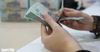 Ngân hàng giảm sâu lãi suất tiết kiệm, mức 8%/năm không còn