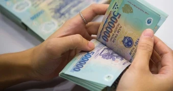 Ngân hàng thứ 33 giảm lãi suất, gửi tiền ở đâu lời nhất?