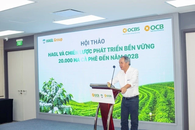 Ngay sau cuộc họp cổ đông, bầu Đức đăng ký mua 4 triệu cổ phiếu HAG Ngay sau cuộc họp cổ đông, bầu Đức đăng ký mua 4 triệu cổ phiếu HAG