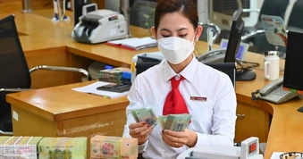 Nghịch lý nhà băng vừa cắt giảm 3.000 người vừa tuyển mới: Điều gì diễn ra?