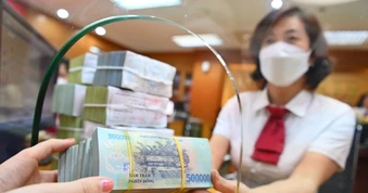 Người mua nhà, xe trở tay không kịp khi ngân hàng nâng biên độ lãi vay