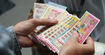 Người Việt chi hơn 100.000 tỷ đồng mua vé số mỗi năm