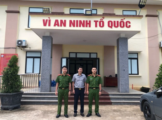 Nguyễn Viết Tú SN 1981 chuyển khoản thành công 49.400.000 đồng, liền đề nghị ngân hàng thu hồi giao dịch, 6 năm sau nhận thông tin bất ngờ Nguyễn Viết Tú SN 1981 chuyển khoản thành công 49.400.000 đồng, liền đề nghị ngân hàng thu hồi giao dịch, 6 năm sau nhận thông tin bất ngờ