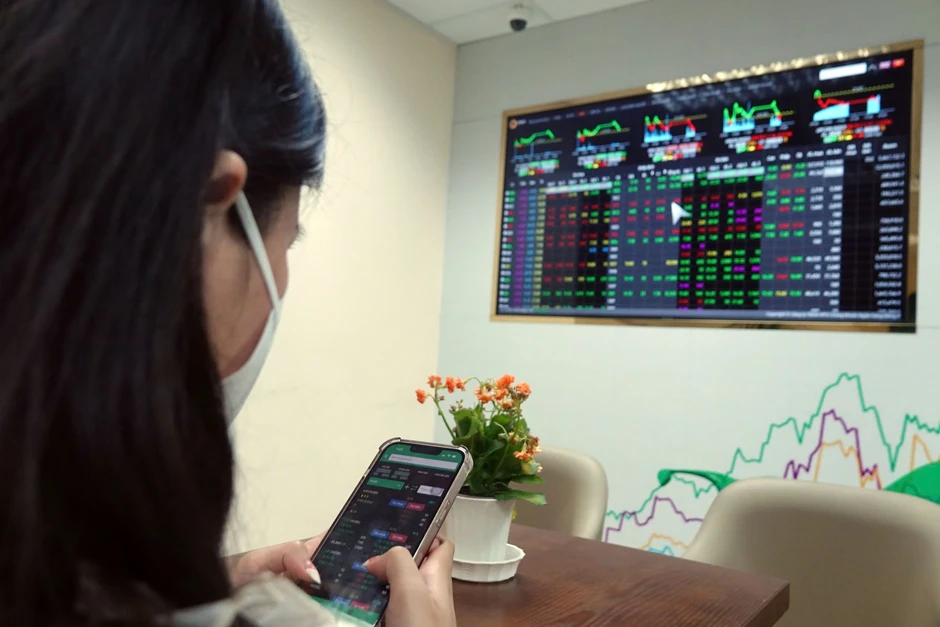 Nhà đầu tư mua bán cổ phiếu có thể phải thực hiện xác thực sinh trắc học Nhà đầu tư mua bán cổ phiếu có thể phải thực hiện xác thực sinh trắc học