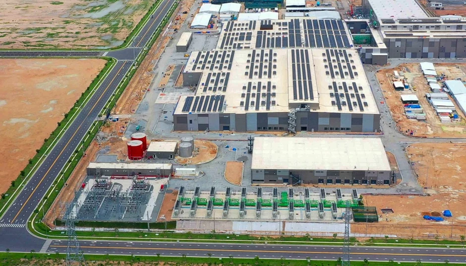 Nhà máy lớn nhất của công ty đồ chơi lớn nhất thế giới: Nằm ở TP.HCM, tổng vốn đầu tư hơn 1,3 tỷ USD, rộng bằng 62 sân bóng đá, sẽ vận hành 100% bằng năng lượng tái tạo Nhà máy lớn nhất của công ty đồ chơi lớn nhất thế giới: Nằm ở TP.HCM, tổng vốn đầu tư hơn 1,3 tỷ USD, rộng bằng 62 sân bóng đá, sẽ vận hành 100% bằng năng lượng tái tạo