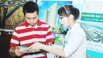 Nhà ở mắc kẹt giữa hai thứ không thể giảm