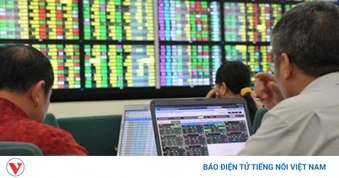 Nhận định chứng khoán 12/8: Giằng co trong biên độ hẹp, nhà đầu tư ưu tiên nắm giữ