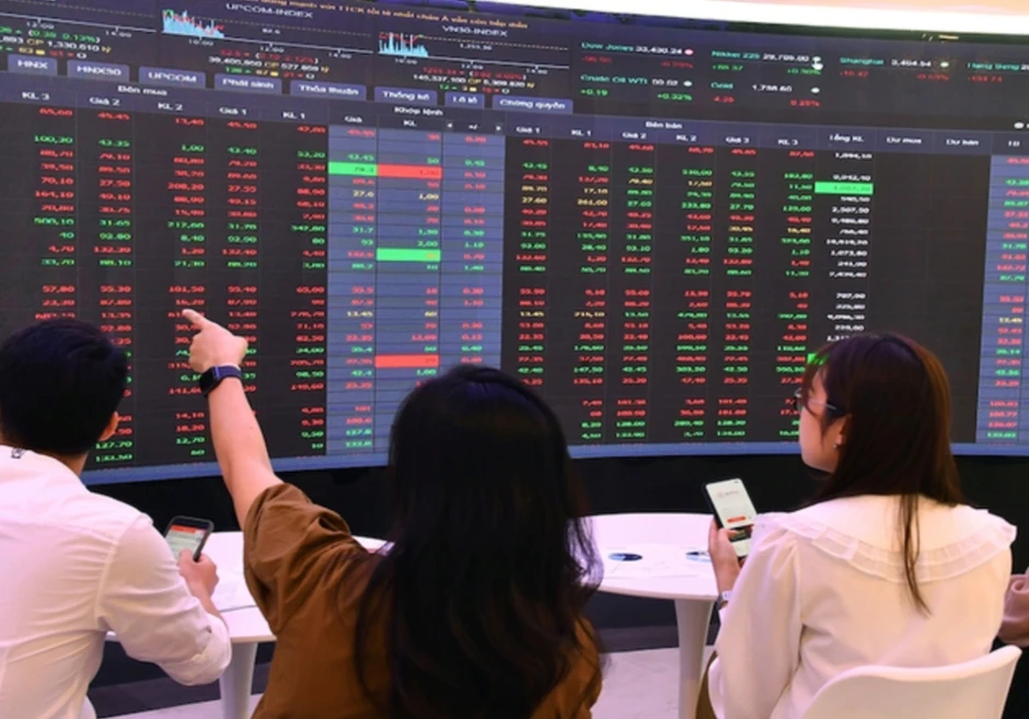 Nhận định chứng khoán 17/3: VN-Index có thể tiếp tục dao động giằng co Nhận định chứng khoán 17/3: VN-Index có thể tiếp tục dao động giằng co