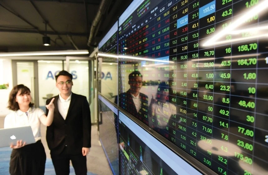 Nhận định chứng khoán 19/8: VN-Index chưa rõ xu hướng, ưu tiên quan sát Nhận định chứng khoán 19/8: VN-Index chưa rõ xu hướng, ưu tiên quan sát