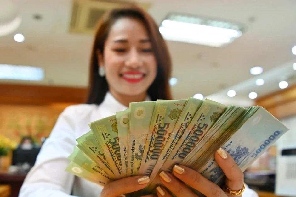 Nhiều công ty chốt cổ tức lớn, thành viên nhà FPT gây chú ý Nhiều công ty chốt cổ tức lớn, thành viên nhà FPT gây chú ý