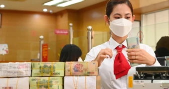 NHNN hút ròng 72.500 tỷ đồng, lãi suất qua đêm lùi sâu về mốc 3,9%