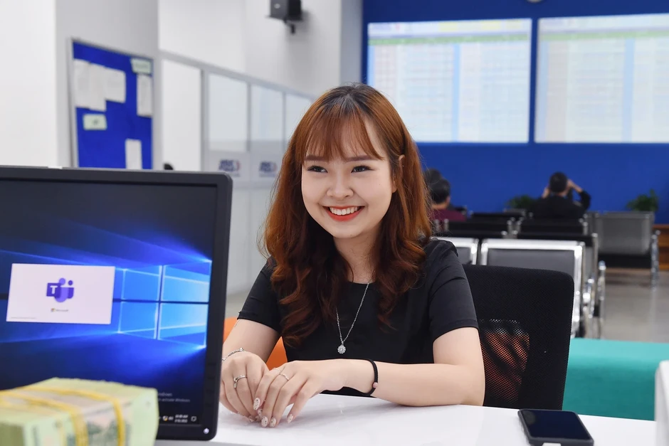 NHNN yêu cầu giảm ít nhất 1% lãi vay cho doanh nghiệp nhỏ và vừa NHNN yêu cầu giảm ít nhất 1% lãi vay cho doanh nghiệp nhỏ và vừa